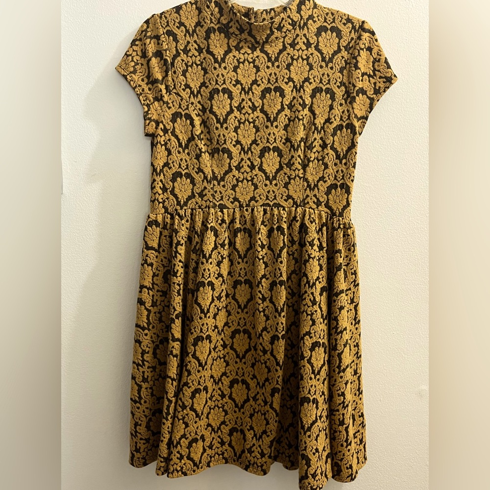 Fit & Flare Paisly Print Dress, Size Large Mustard Yellow & Black, Short Sleeve